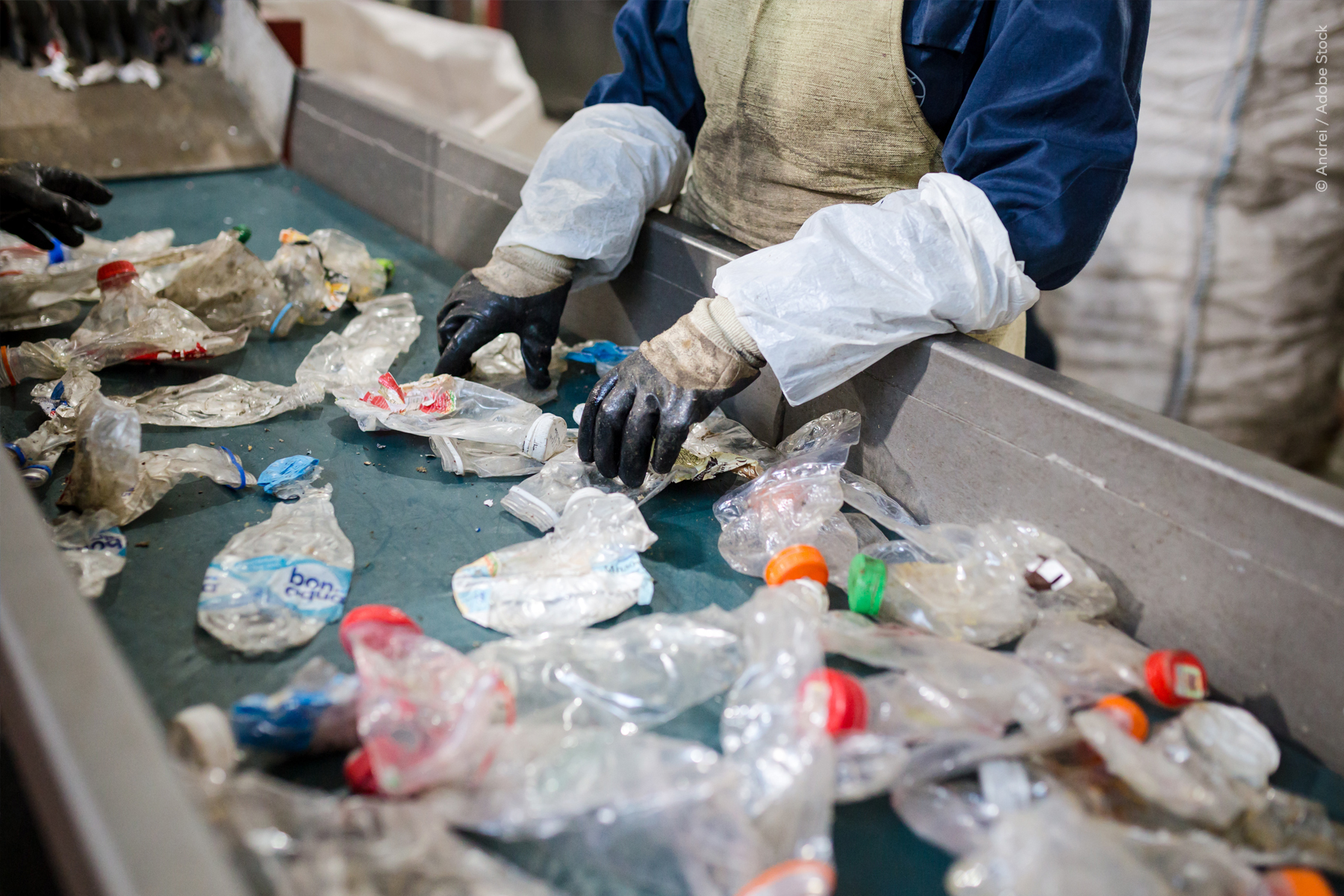 EU adopts sustainable packaging regulations to reduce waste
