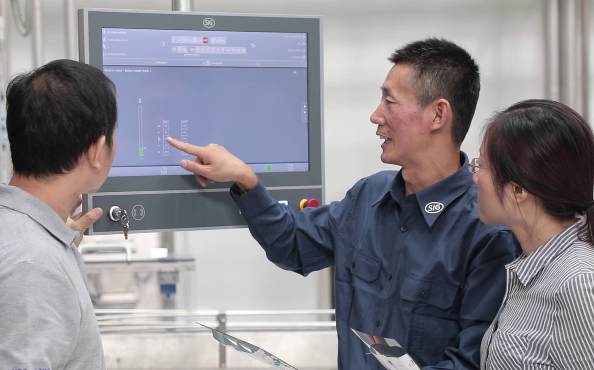SIG opens new tech centre for F&B manufacturers