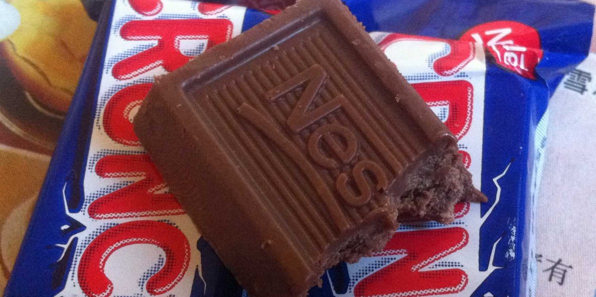 Nestle to sell US chocolate biz