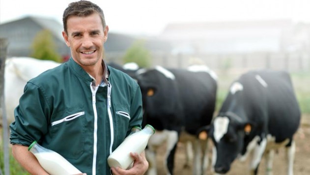 Fonterra to help farmers get greater milk price certainty