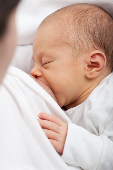 NeoLacta Lifesciences, an Indian Company to import breast milk to Australians for $300 a litre